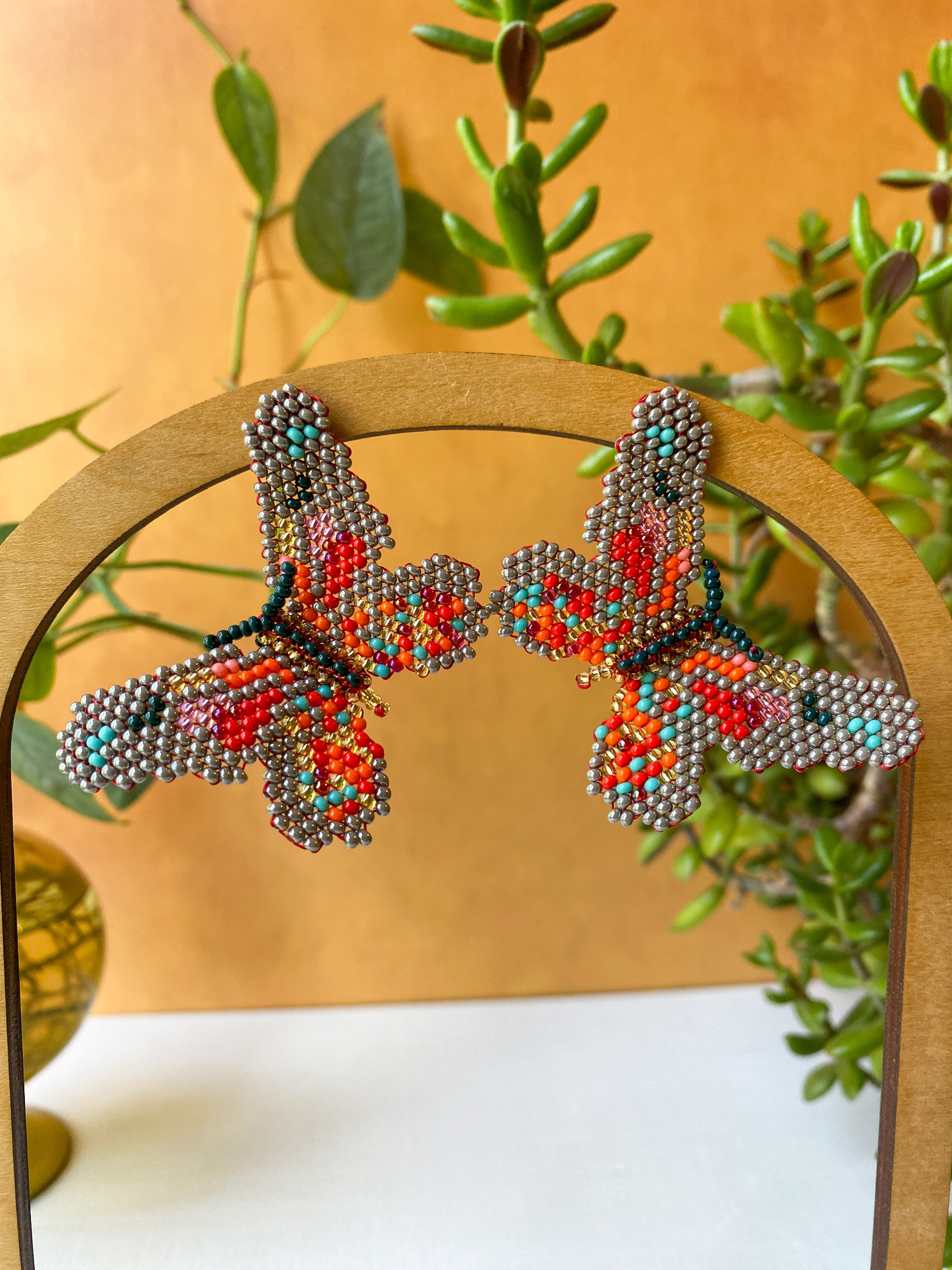 Mariposa Studs - Alegría