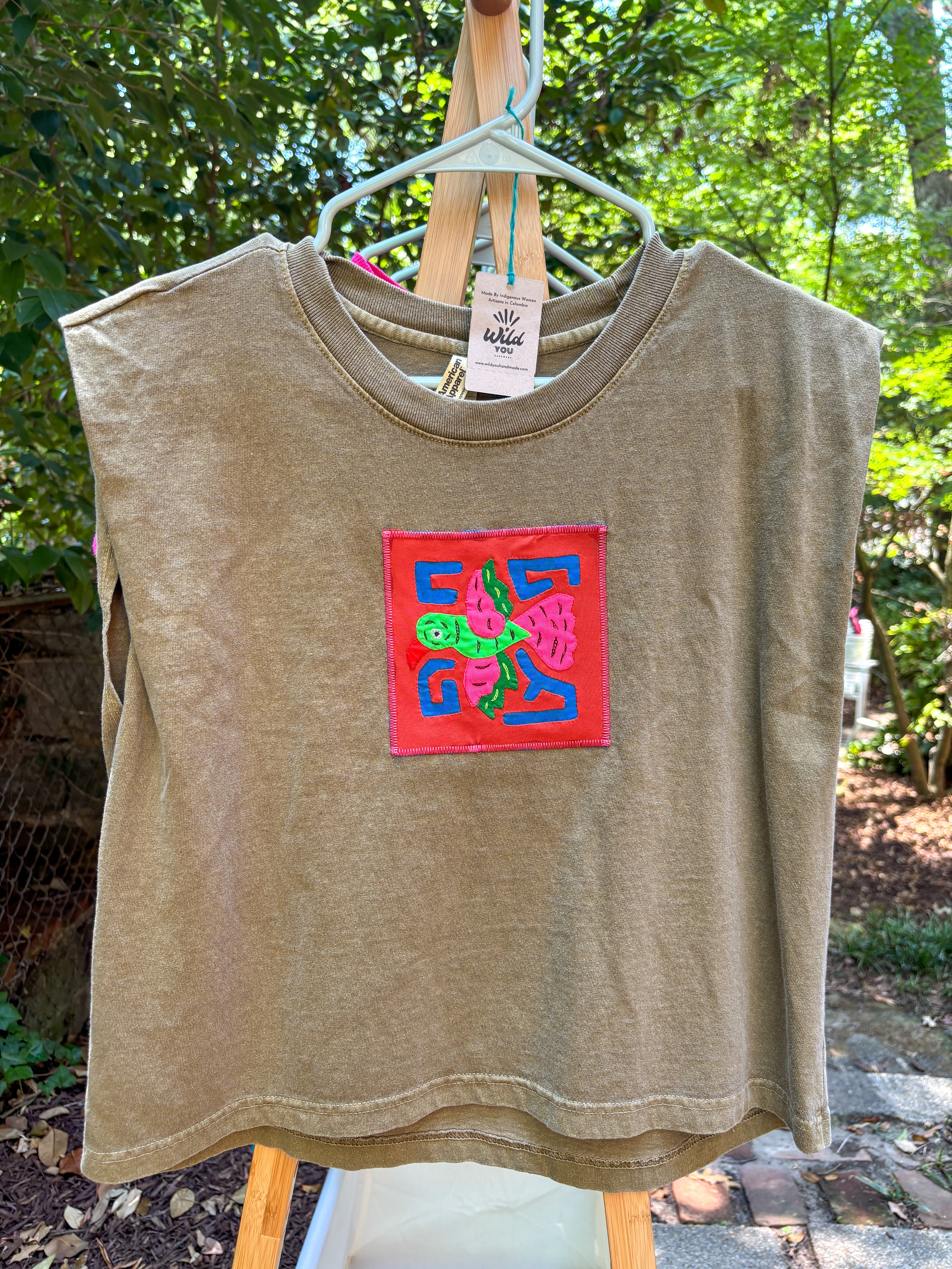 Mola Muscle Tees