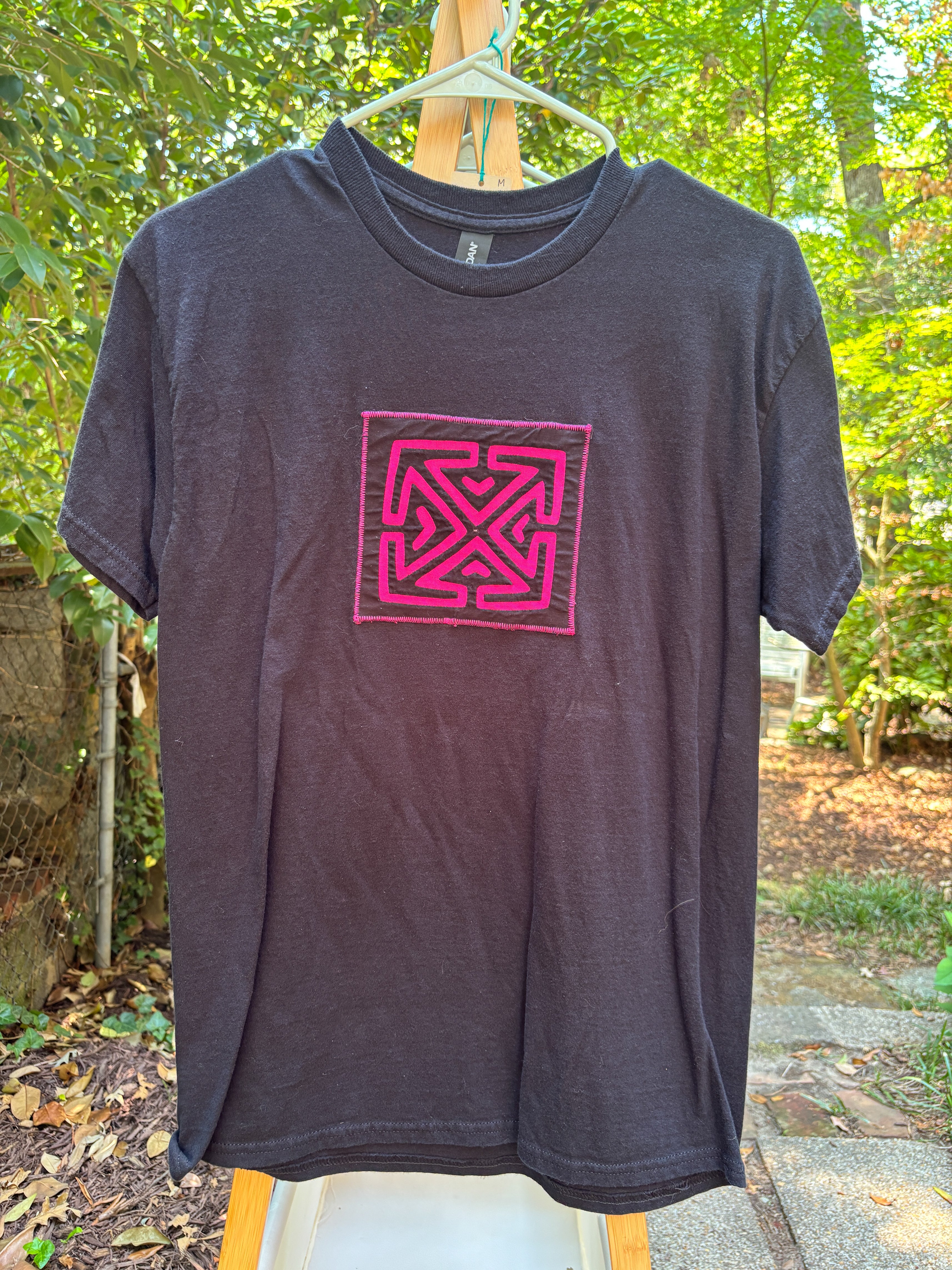 Mola Tees
