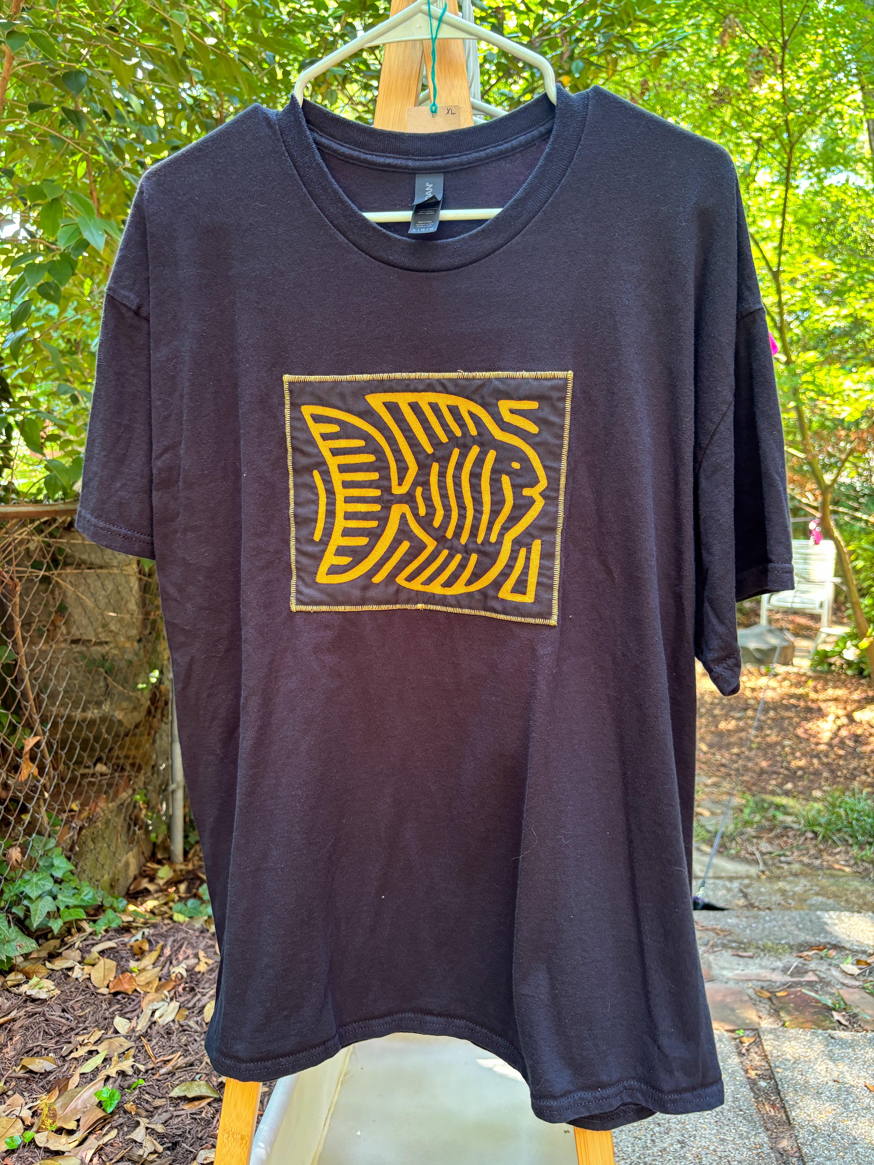 Mola Tees