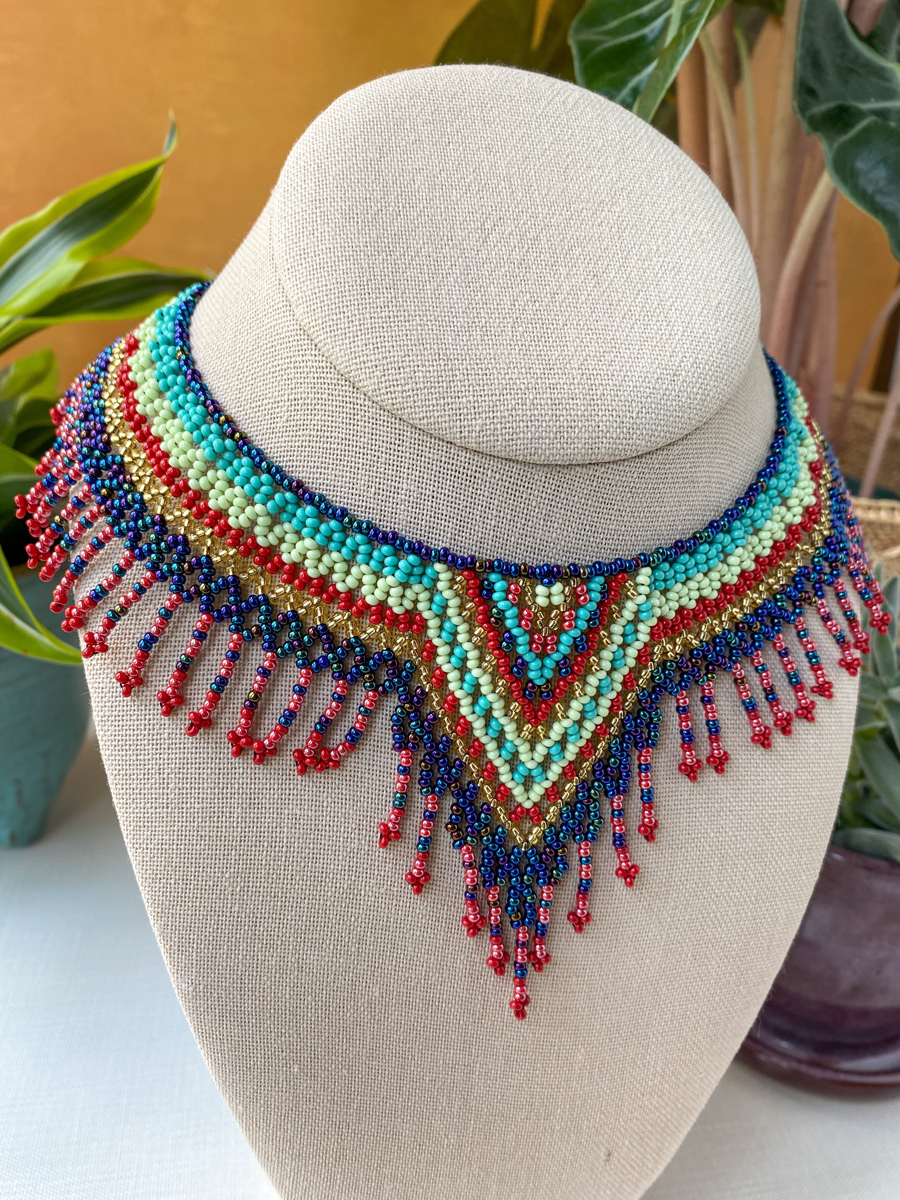 Fuerza Bib Necklace - Berry